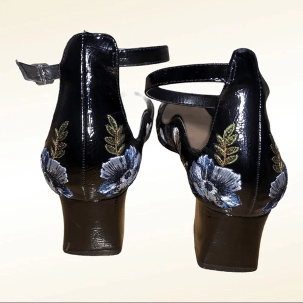 Charles & Keith Black Patent Leather Floral, 10.5